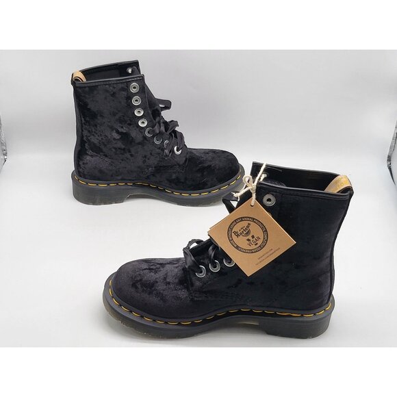 Dr. Martens Vegan Crushed‎ Velvet Black Boots Women's 5 Lace Up Combat Docs - Picture 3 of 8